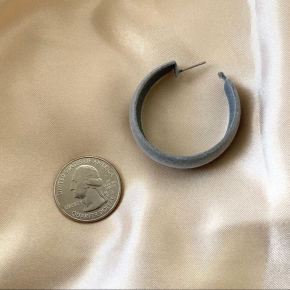 💙LAST ONE 💖Sterling Silver Velvet Earrings - Picture 4 of 8